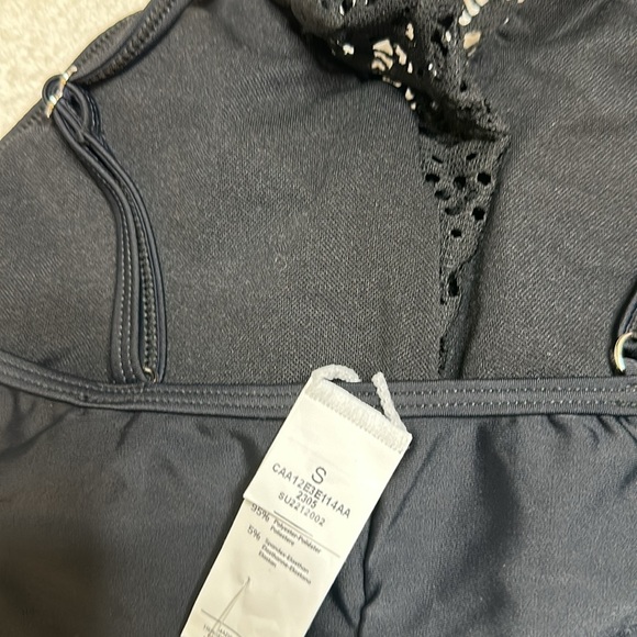 Women's Cupshe Crochet High Neck One Piece Swimsuit in black Sz Small - Picture 7 of 7